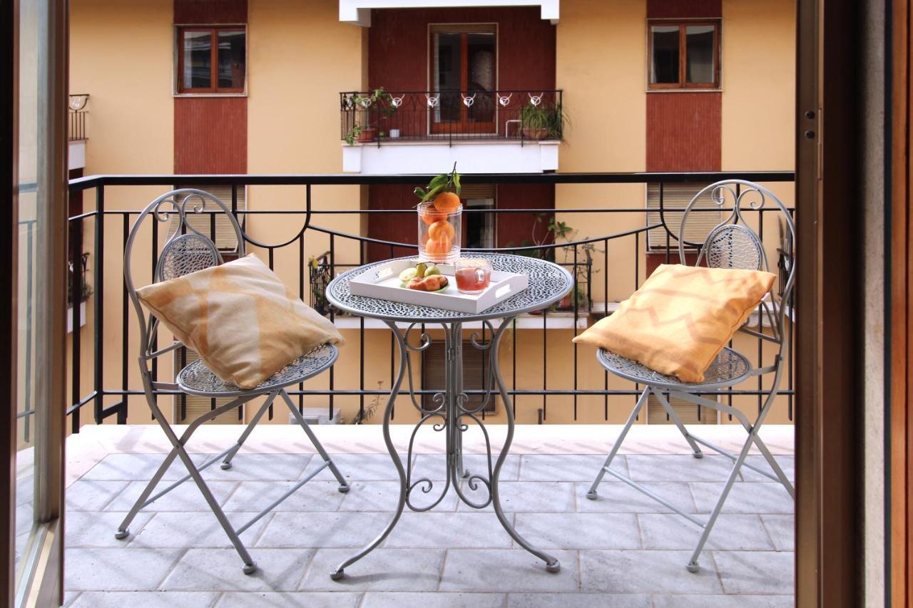 Casa Derosa In Sorrento Centro Lägenhet Exteriör bild
